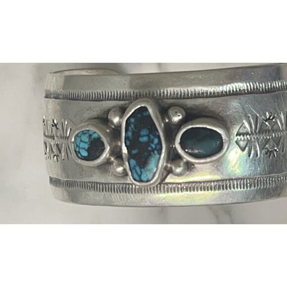 NATIVE AMERICAN STERLING SILVER NAVAJO CUFF BRACELET SIGNED WILSON PADILLA - Picture 13 of 16